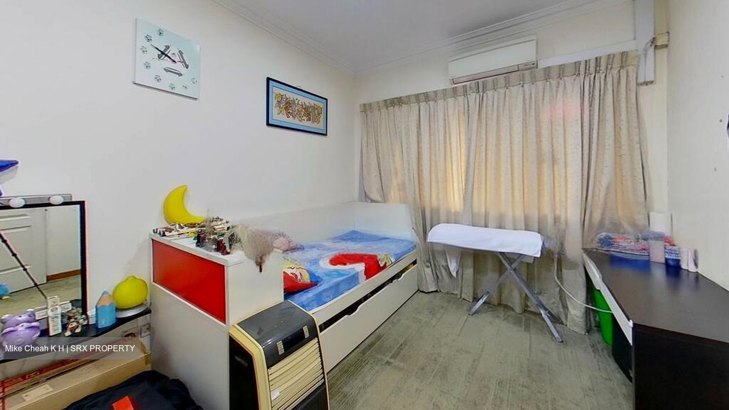 Glasgow Road (D19), Terrace #467057671